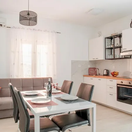 Apartmani Vudrag Trogir Exterior photo
